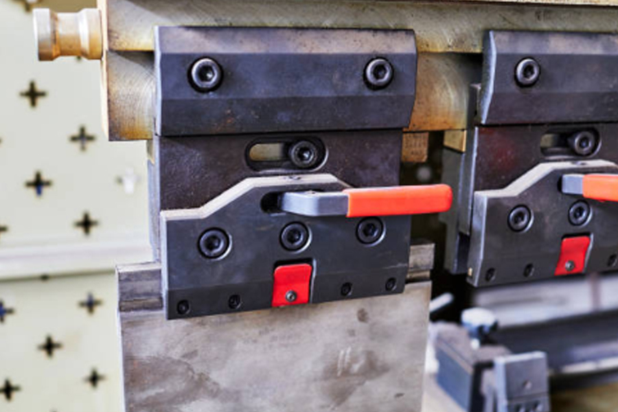 醫(yī)療精密制造工藝深解：精密切割到成型焊接，每步護醫(yī)療質量