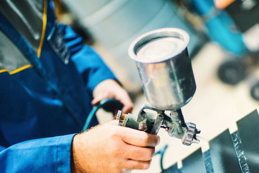 鈑金噴涂加工的定義、作用及應用領域全面解析